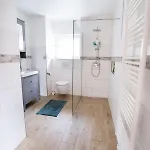 Nah Der Ostsee, 110qm Mit Eigenem Garten * シャルボイツ