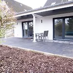 Nah Der Ostsee, 110qm Mit Eigenem Garten بيت للعطل شاربوتس