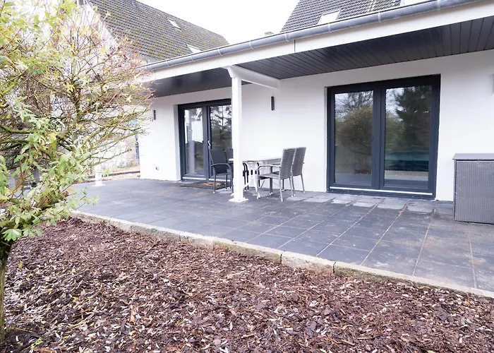 Nah Der Ostsee, 110qm Mit Eigenem Garten Vakantiehuis