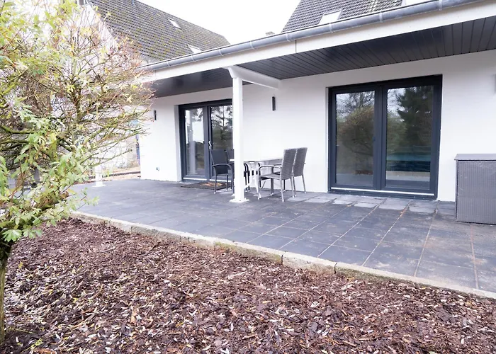 Nah Der Ostsee, 110qm Mit Eigenem Garten Vakantiehuis Scharbeutz